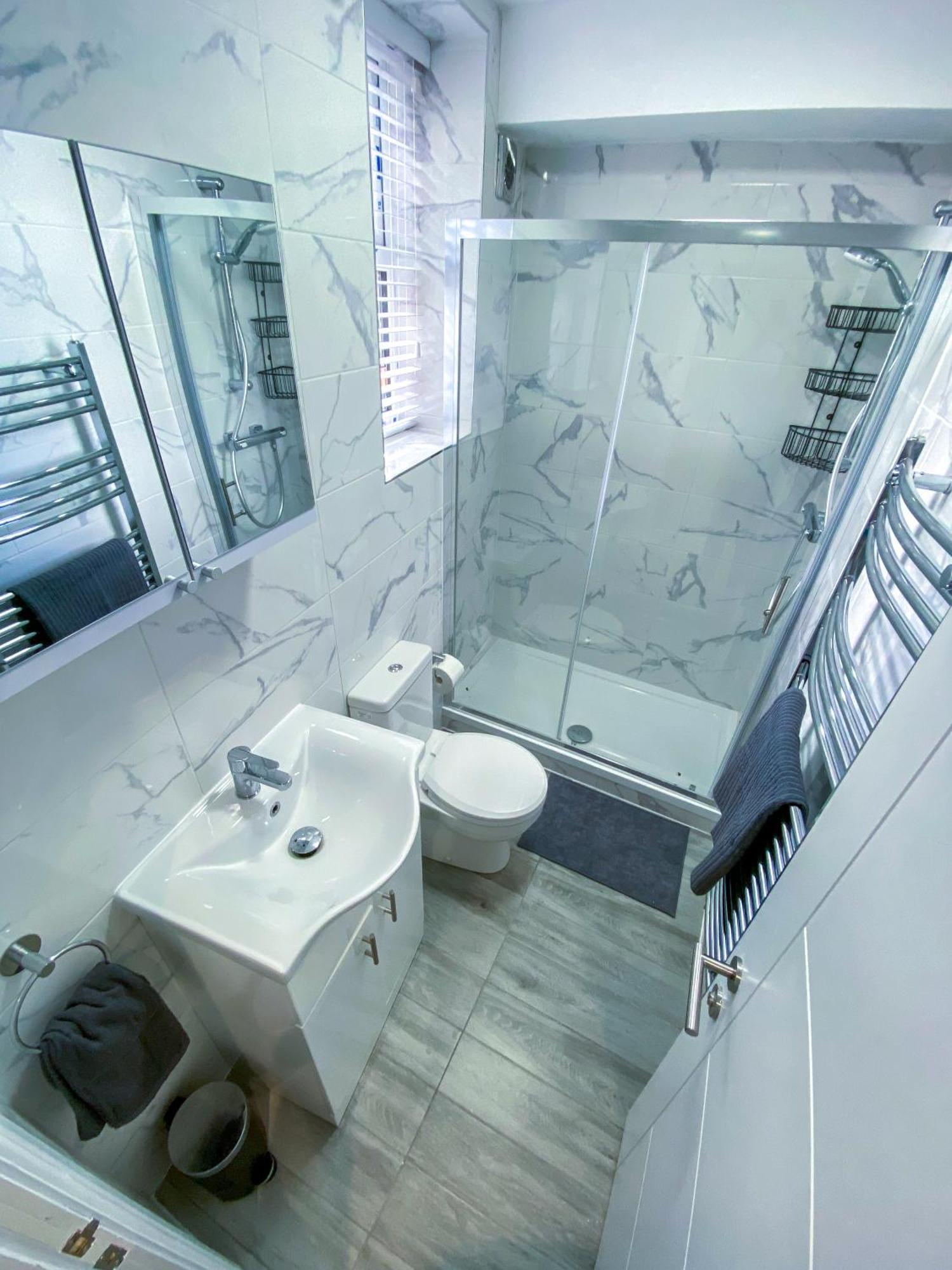 Stylish 1 Bedroom Flat - 5 Guest London- F1 Exterior photo